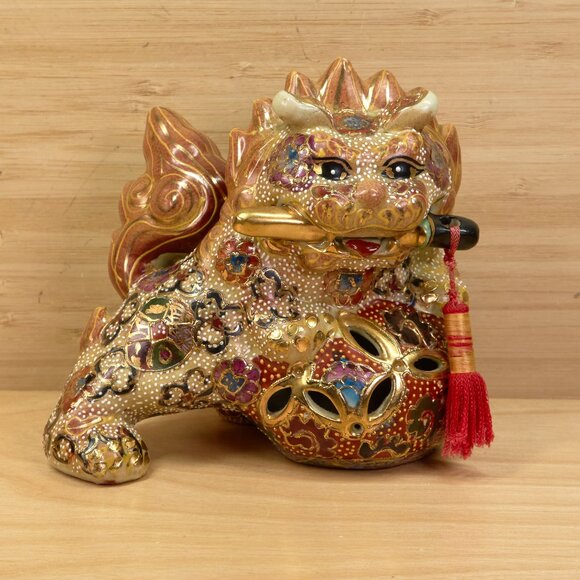Porcelain Satsuma Foo Dog / Guardian Lion Figurine / Hand-Painted / Vintage - Picture 1 of 9